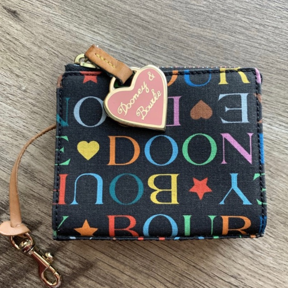 Vintage Dooney and Bourke Card Change Wallet
